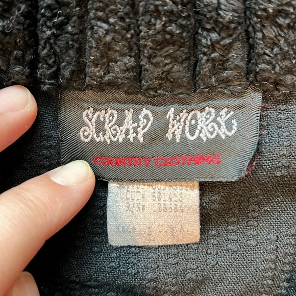 Scrap Works - vintage L, black terry cloth jacket, pink flowers - Picture 3 of 9